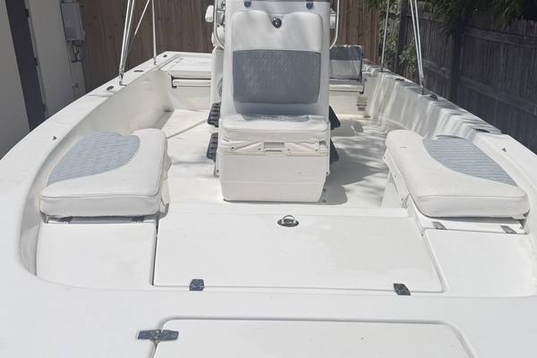 22ft Pathfinder Yacht For Sale