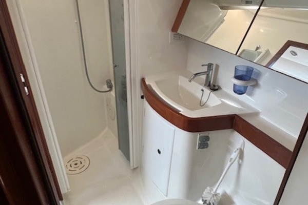 Sisu 43ft Beneteau Yacht For Sale