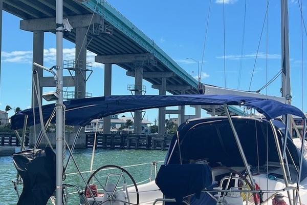 Sisu 43ft Beneteau Yacht For Sale
