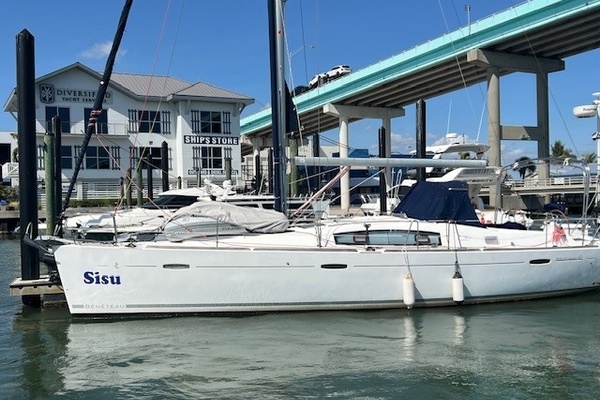 Sisu 43ft Beneteau Yacht For Sale
