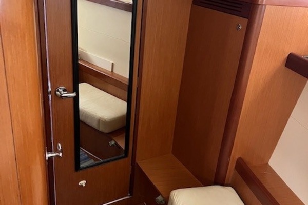 Sisu 43ft Beneteau Yacht For Sale