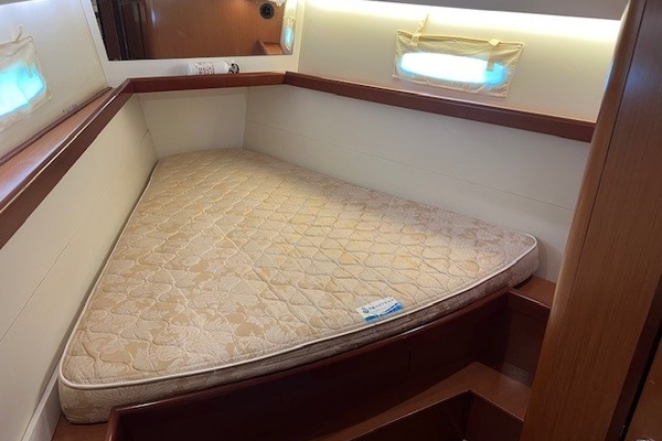 Sisu 43ft Beneteau Yacht For Sale