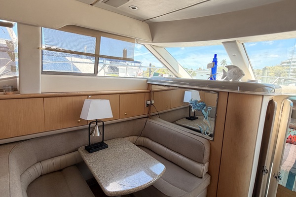 Nefertite 41ft Maxum Yacht For Sale