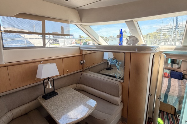 Nefertite 41ft Maxum Yacht For Sale
