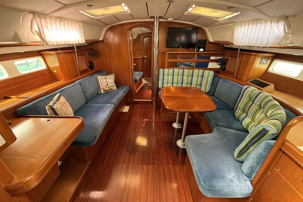 Kole Sere 41ft Beneteau Yacht For Sale