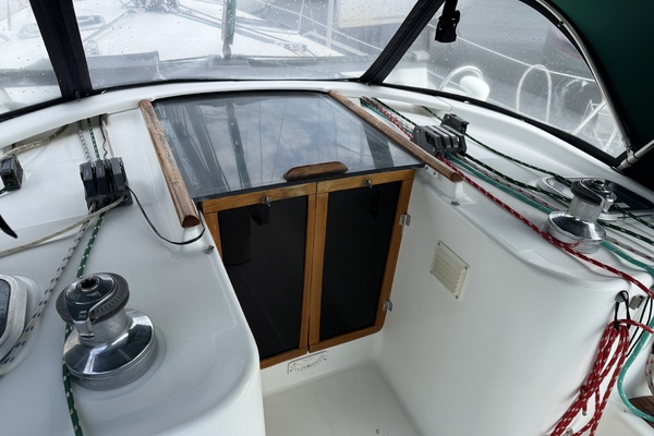 Kole Sere 41ft Beneteau Yacht For Sale