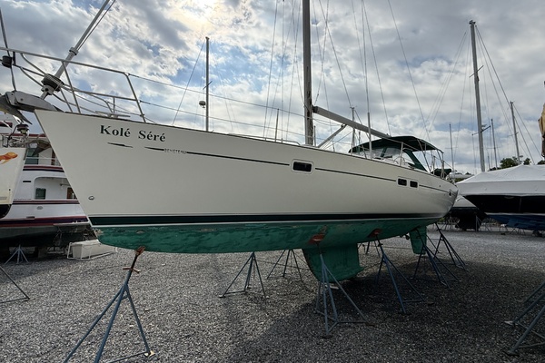 Kole Sere 41ft Beneteau Yacht For Sale