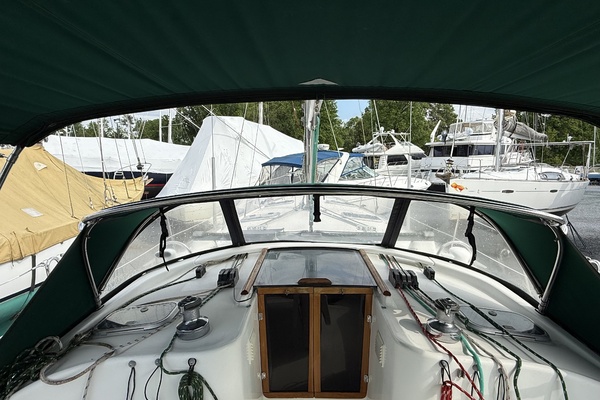 Kole Sere 41ft Beneteau Yacht For Sale