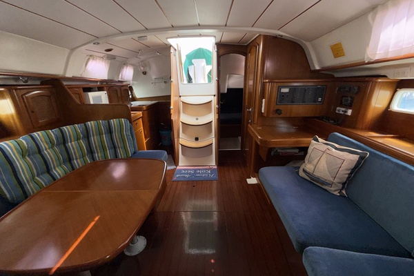 Kole Sere 41ft Beneteau Yacht For Sale