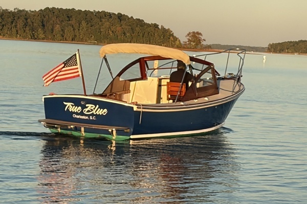 Photo of the 1973 Dyer  "TRUE BLUE"