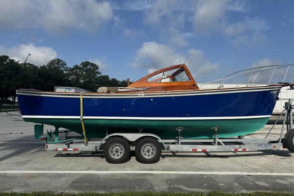 TRUE BLUE 29ft Dyer Yacht For Sale
