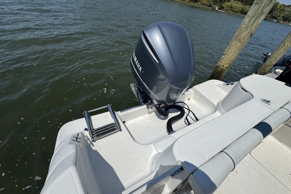 25ft Wellcraft Yacht For Sale