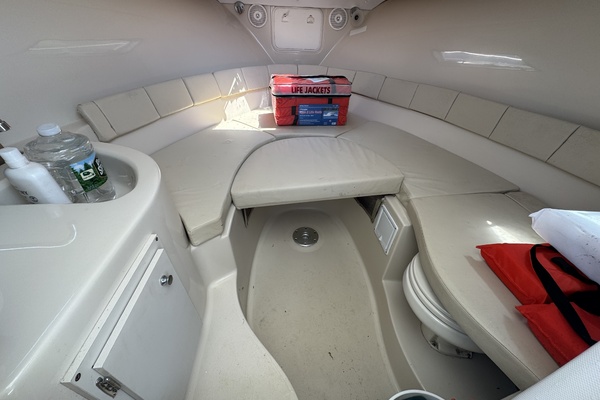 25ft Wellcraft Yacht For Sale