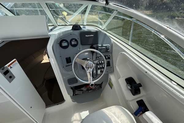 25ft Wellcraft Yacht For Sale