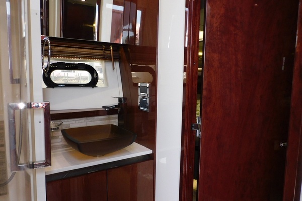 2019 Sea Ray 55