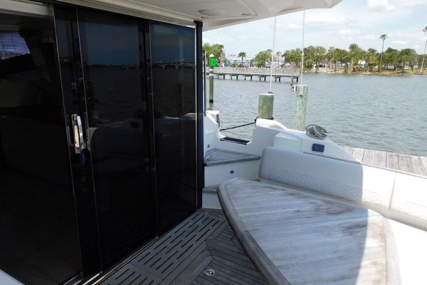 2019 Sea Ray 55