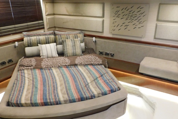 AT LAST 55ft Sea Ray Yacht For Sale