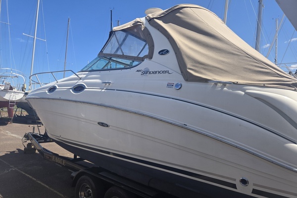 28ft Sea Ray Yacht For Sale