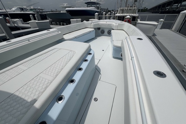 Photo of the 2023 Contender Center Console "DAKOTA CRUDE"