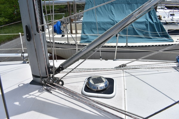 Mezzaluna 31ft Catalina Yacht For Sale