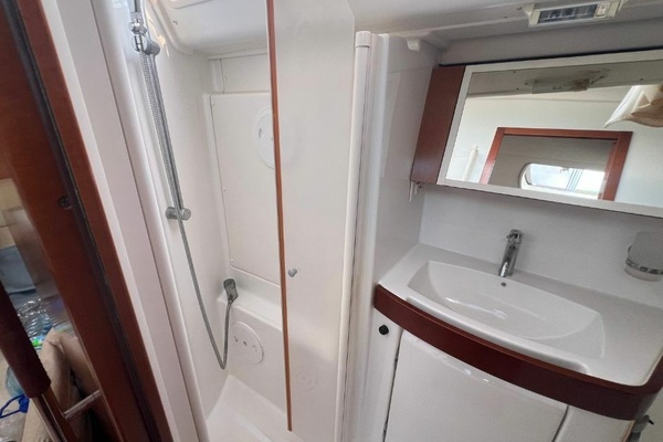 40ft Beneteau Yacht For Sale