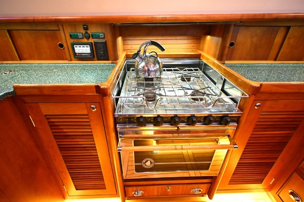 CALLISTI 55ft Waterline Yacht For Sale