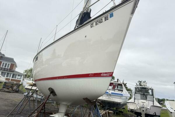 36ft Hunter Yacht For Sale
