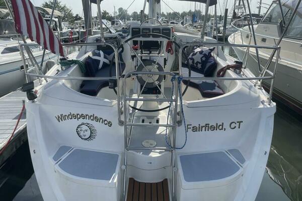 36ft Hunter Yacht For Sale