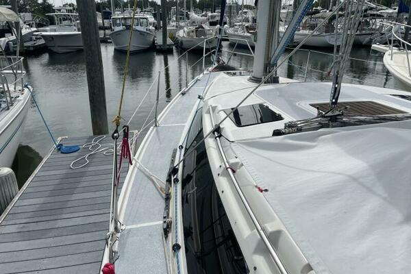 36ft Hunter Yacht For Sale