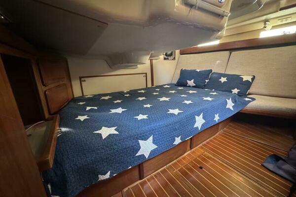 36ft Hunter Yacht For Sale