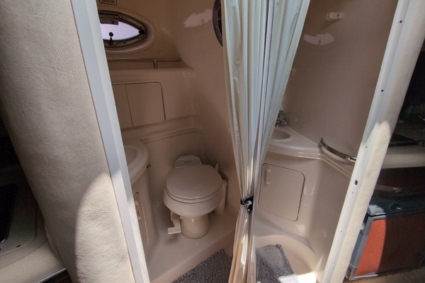 28ft Sea Ray Yacht For Sale
