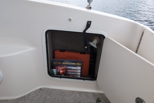 28ft Sea Ray Yacht For Sale