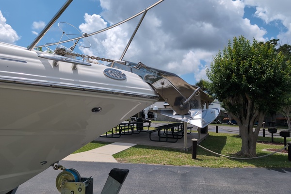 28ft Sea Ray Yacht For Sale