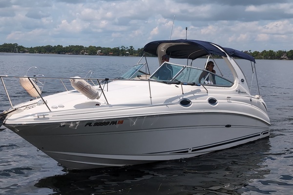 Photo of the 2005 Sea Ray 