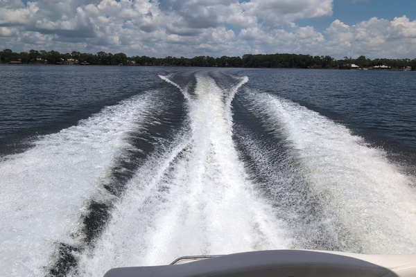 28ft Sea Ray Yacht For Sale