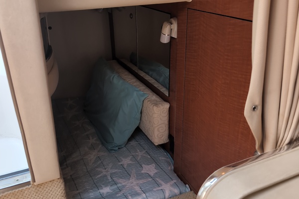 28ft Sea Ray Yacht For Sale