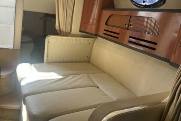 28ft Sea Ray Yacht For Sale