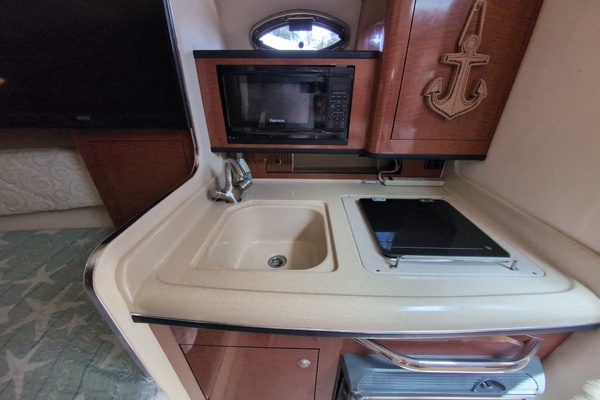 28ft Sea Ray Yacht For Sale