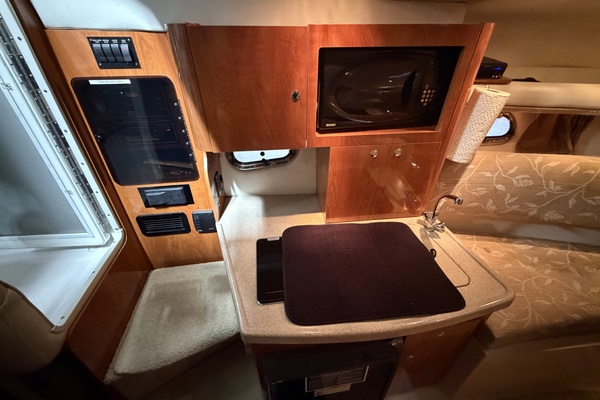 26ft Four Winns Yacht For Sale