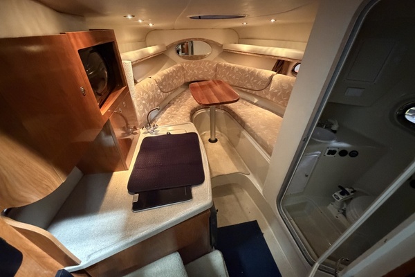 26ft Four Winns Yacht For Sale