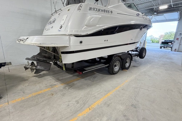 26ft Four Winns Yacht For Sale