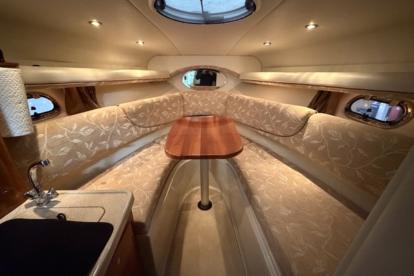 26ft Four Winns Yacht For Sale