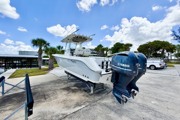 30ft Edgewater Yacht For Sale