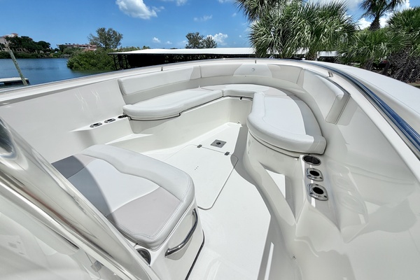 30ft Edgewater Yacht For Sale