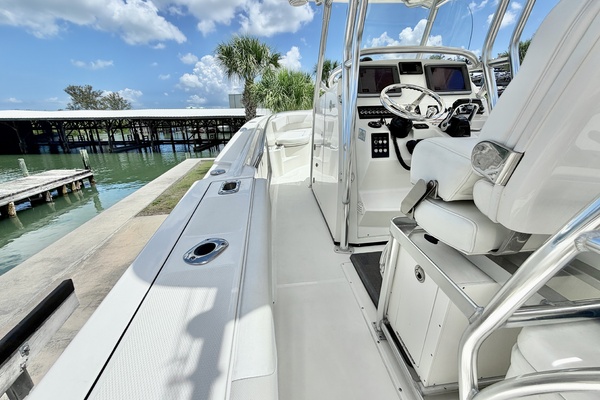30ft Edgewater Yacht For Sale