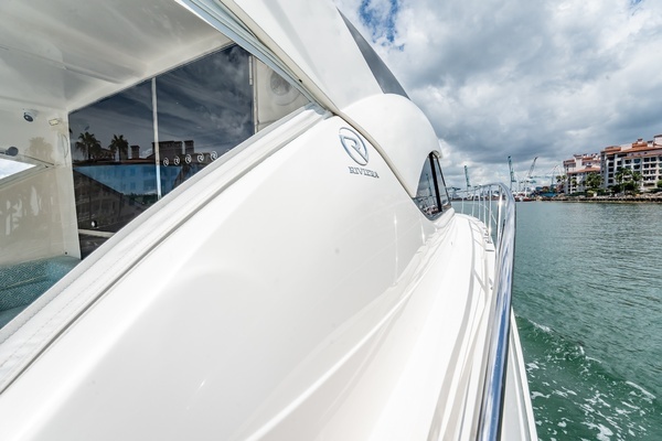 2016 Riviera 55