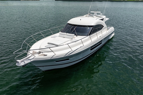 2016 Riviera 55