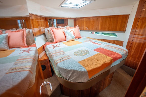 55ft Riviera Yacht For Sale