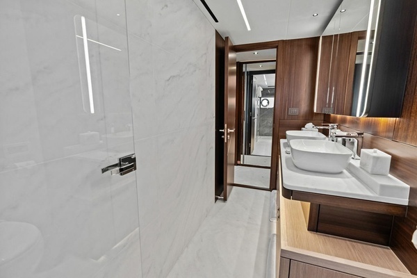 2026 Sunseeker 86