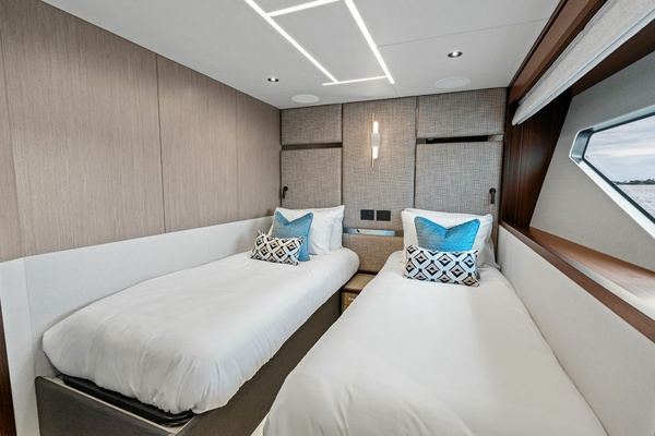 Dolce Far Niente 86ft Sunseeker Yacht For Sale